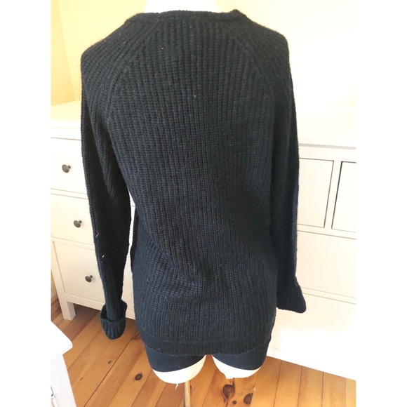 Sweater - Picture 3 of 6